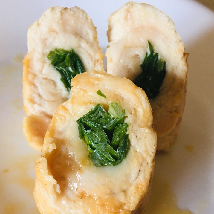 丸めて焼くだけ【ささみのニラ巻き】